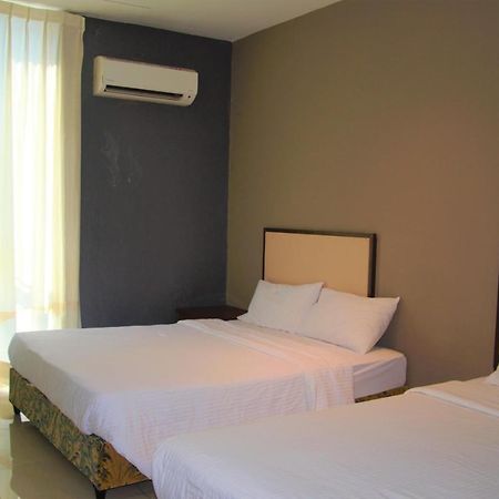 Senrose Hotel Kuantan Exterior photo